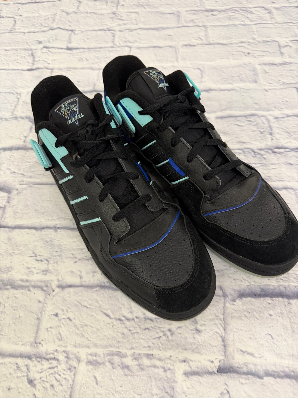 Adidas Men’s Sz 14 Forum Exhibit Low Tropical Beach Sneakers.